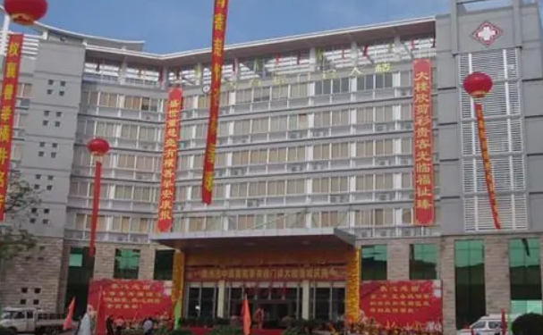 黔東南州人民醫(yī)院口腔科拔智齒做得好嗎?多少錢?案例一覽