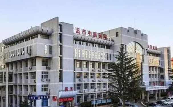 青島市中醫醫院口腔科牙齒矯正怎么樣？技術評測+案例