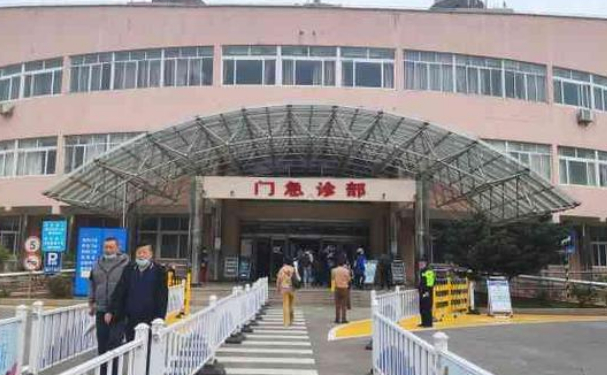 上海市寶山區仁和醫院口腔科齙牙矯正價格貴不貴啊+內含真人案例
