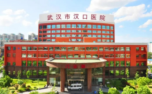 武漢市漢口醫院口腔科齙牙矯正好不好？案例公布+技術簡介