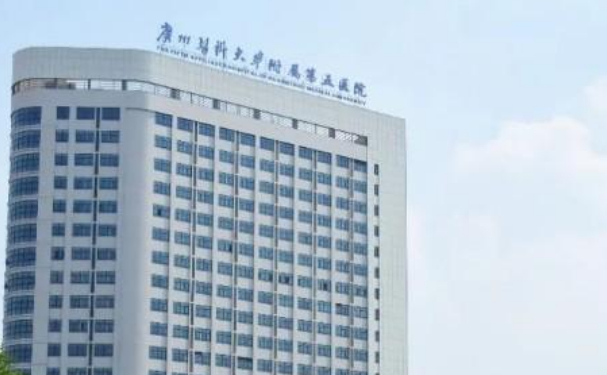 廣州醫(yī)科大學(xué)附屬第五醫(yī)院口腔科齙牙矯正案例揭秘！技術(shù)風(fēng)格介紹