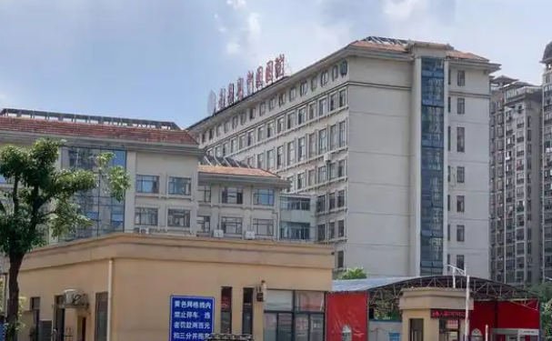 南昌縣人民醫院口腔科齙牙矯正案例一覽&醫生技術點評