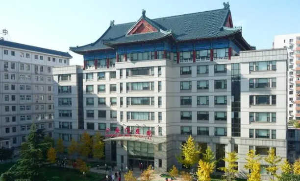 中國中醫科學院廣安門醫院口腔科種植牙怎么樣?案例反饋+實力醫生介紹
