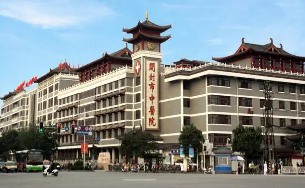 開封市中醫院口腔科種植牙技術水準怎么樣?案例點評&收費多少
